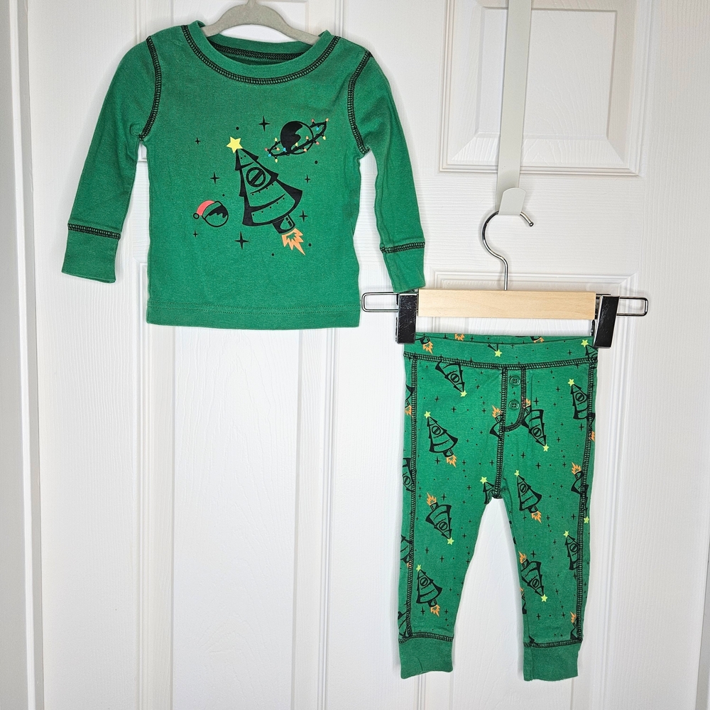 Old Navy Baby Size 12-18M Tree Space Graphics Pajamas Cotton Green